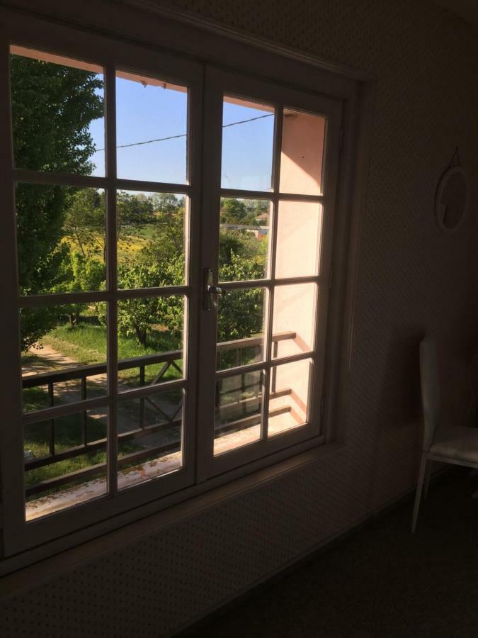 La Croix Blanche Bed & Breakfast ภายนอก รูปภาพ