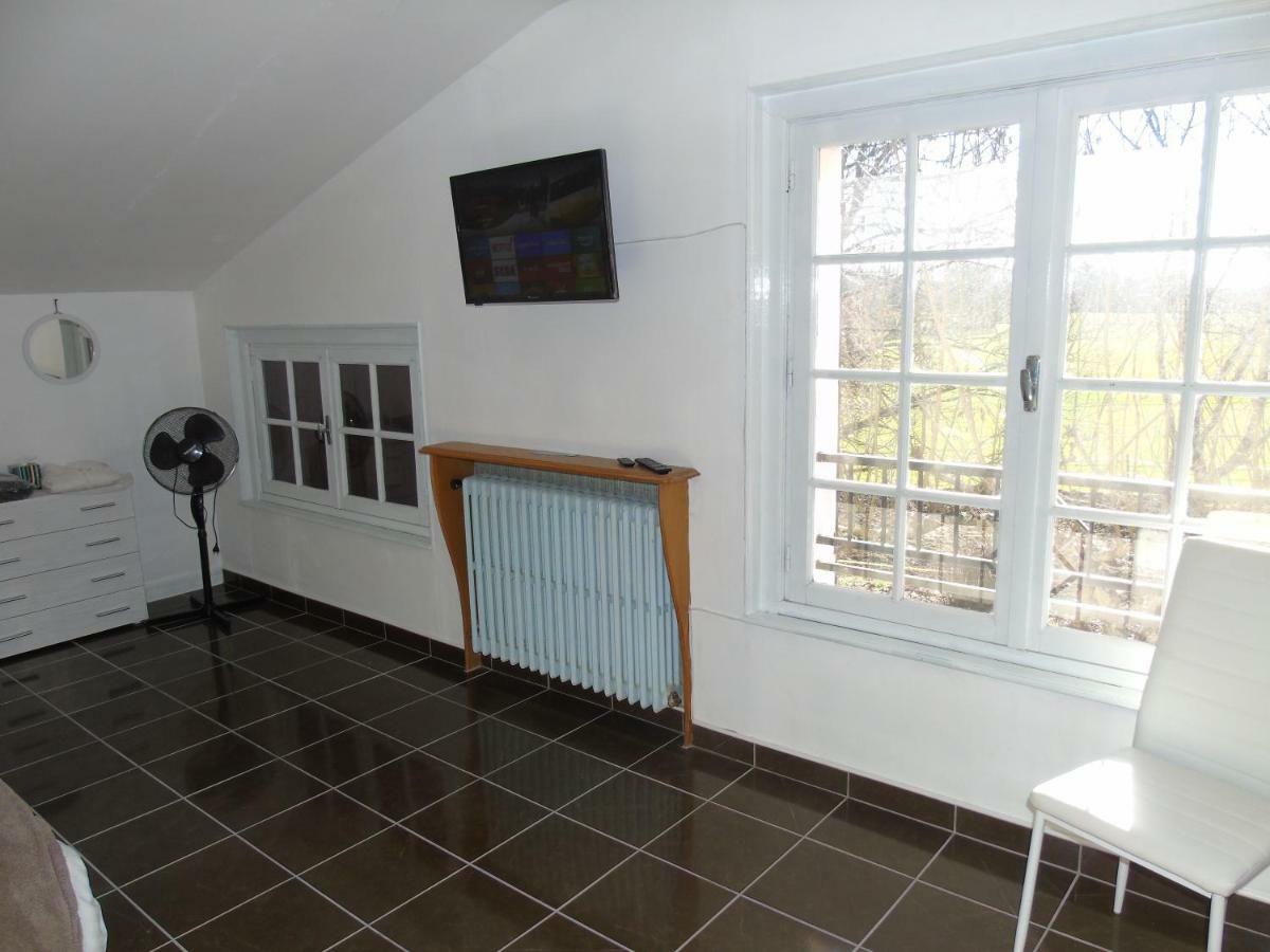 La Croix Blanche Bed & Breakfast ภายนอก รูปภาพ